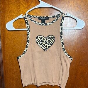 M Leopard Heart crop Tank Top